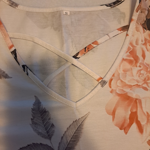 Floral Crisscross Cold-Shoulder Women's Top - White Peach - Picture 3 of 4